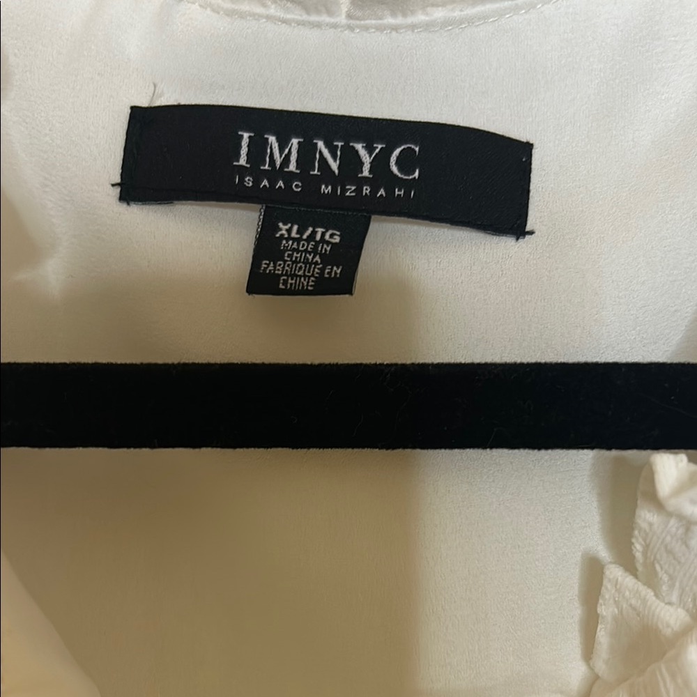 IM NYC‎ White Ruffled Flutter Sleeve Blouse - Picture 2 of 5